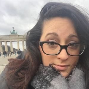 Meet your Posher, Robyn